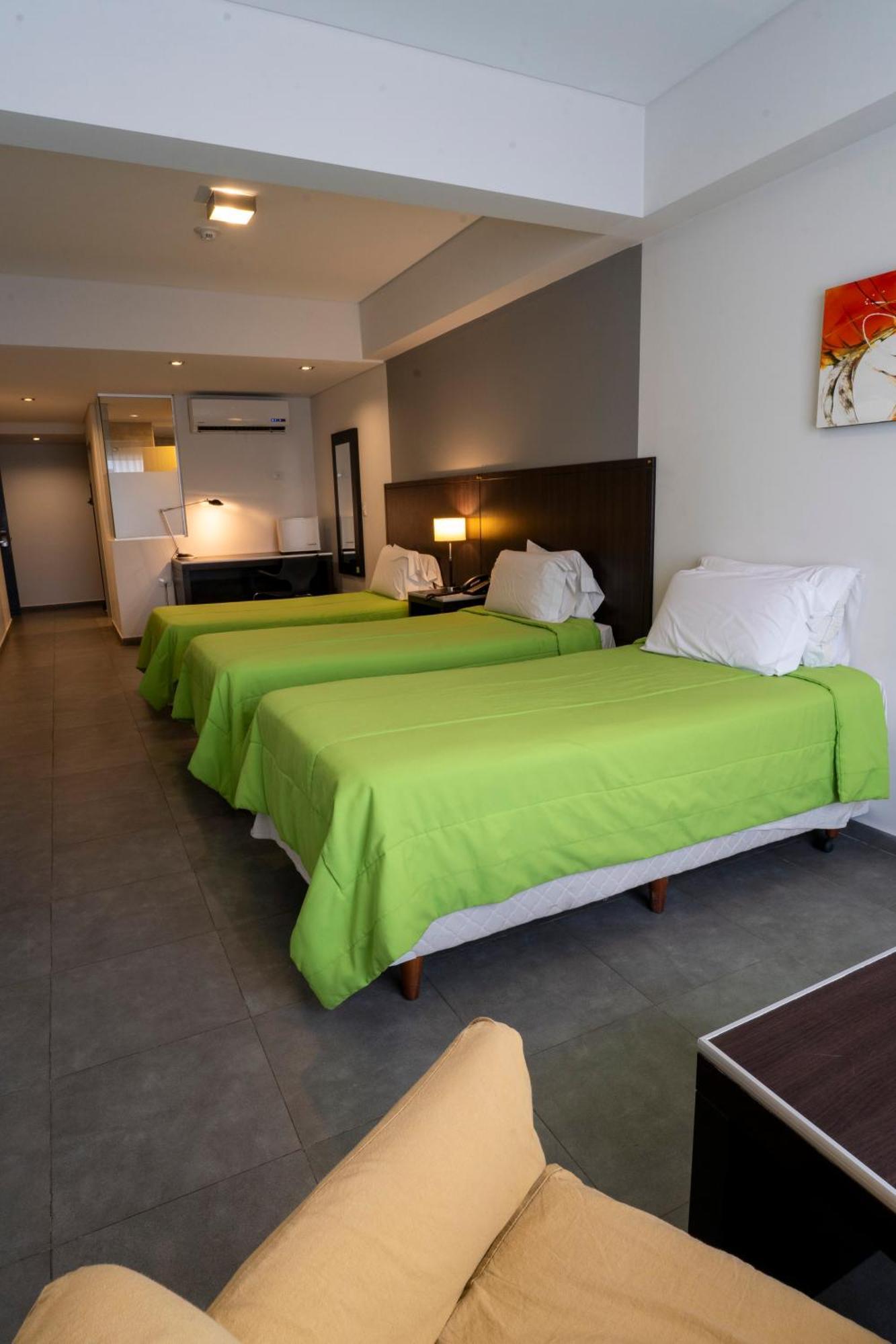 Hotel Neu 354 네우퀜 외부 사진