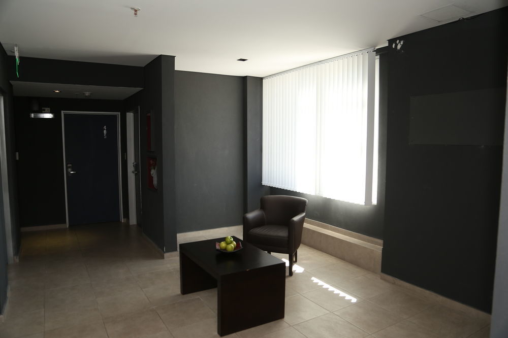 Hotel Neu 354 네우퀜 외부 사진