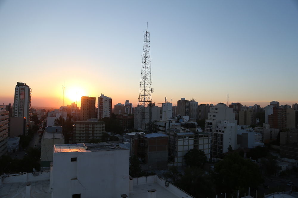 Hotel Neu 354 네우퀜 외부 사진